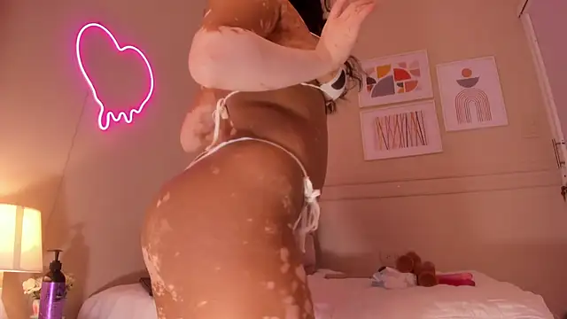  wendy x online show from February 22, 11:42 am