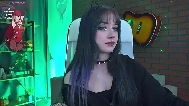 LiliLuna online show from February 20, 3:56 pm