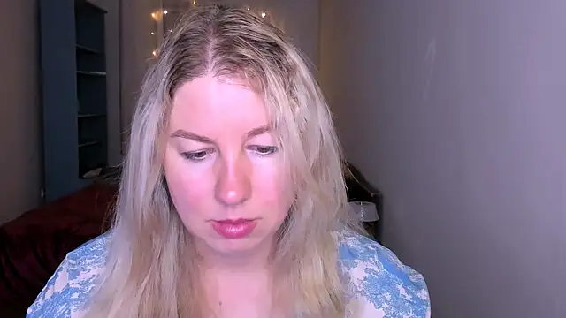 Snapshot of NancySanders chatting on July 6, 8:44 pm NancySanders online show from July 6, 8:44 pm