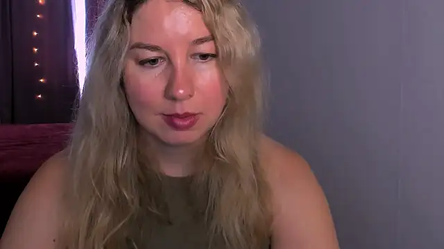 Snapshot of NancySanders chatting on July 22, 7:33 am NancySanders online show from July 22, 7:33 am