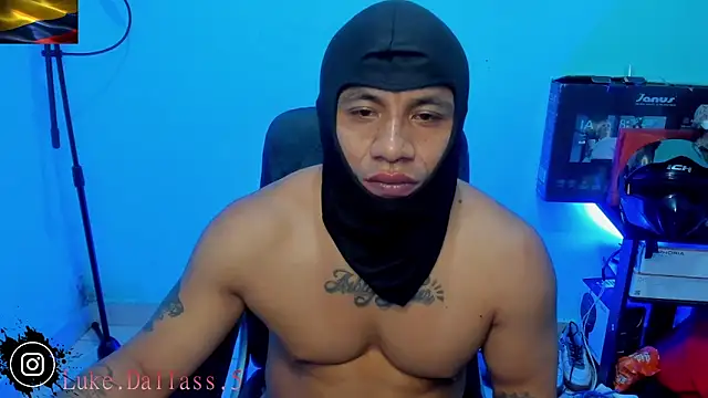 zeus 7777 online show from May 5, 8:22 am