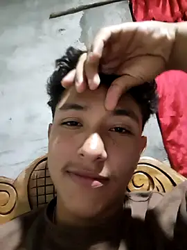 Snapshot of MattBroddy chatting on November 14, 1:59 am MattBroddy online show from November 14, 1:59 am