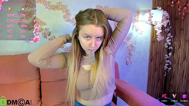 Snapshot of Rina_Panic chatting on October 8, 1:03 am Rina Panic online show from October 8, 1:03 am