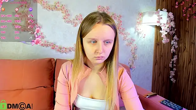 Snapshot of Rina_Panic chatting on October 13, 12:54 am Rina Panic online show from October 13, 12:54 am