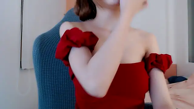 Snapshot of Cam-Ly chatting on April 12, 5:29 pm Cam-Ly online show from April 12, 5:29 pm