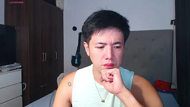 Addictiveboi online show from March 17, 3:11 am