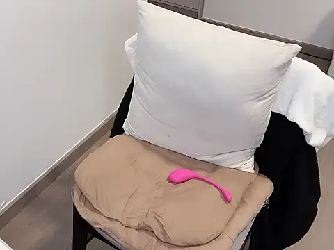 BestBerry online show from November 27, 1:13 pm