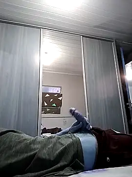 12dery online show from September 15, 8:09 pm