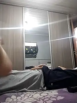 12dery online show from October 13, 2:28 pm