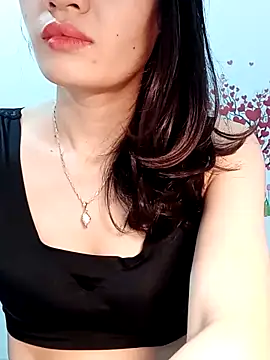 Hinna x online show from April 18, 10:21 pm