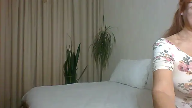 Marellaa online show from December 5, 6:33 am