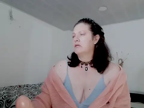 ArdienteBetania online show from September 10, 1:11 pm