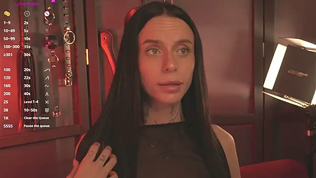 livia starwars online show from October 7, 9:23 pm