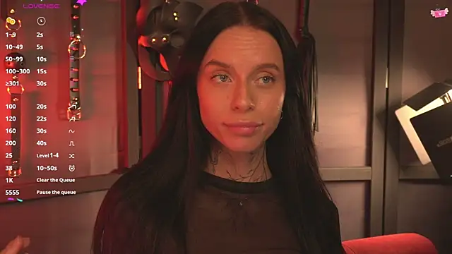 livia starwars online show from October 29, 9:38 pm