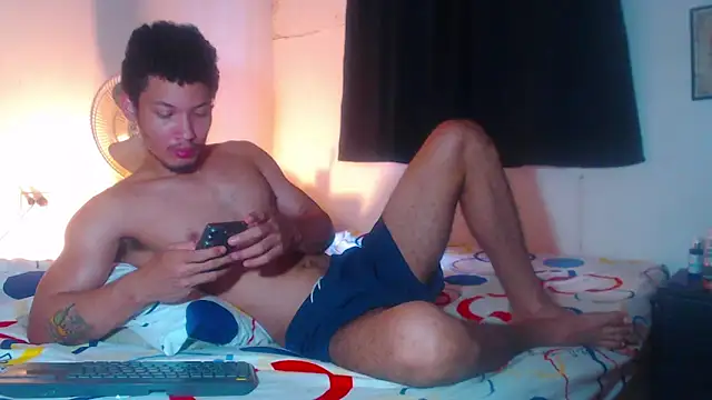 RuiMaddoox online show from October 10, 12:04 pm