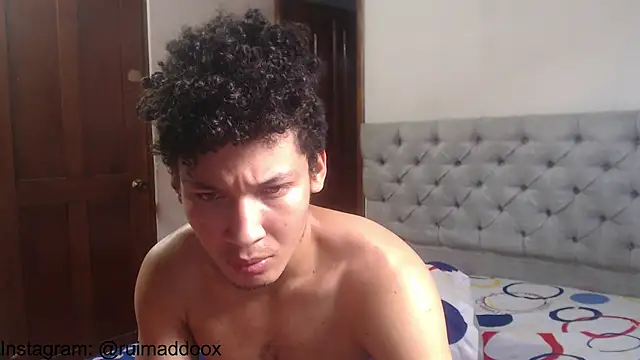 RuiMaddoox online show from April 16, 1:01 pm