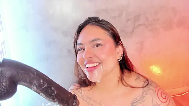 spicymonroe online show from April 18, 7:58 pm