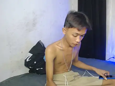 Innocentfucker online show from February 15, 10:58 am