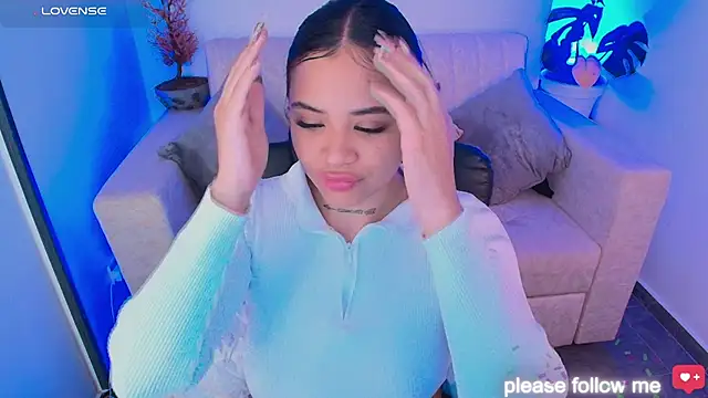 nicemiiaa7  online show from February 16, 2:29 am