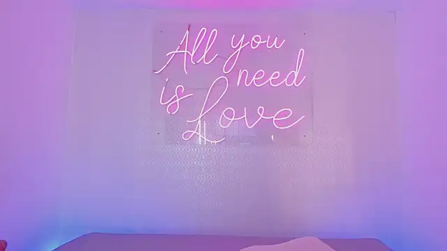 aleksandramiller  online show from March 23, 1:15 pm