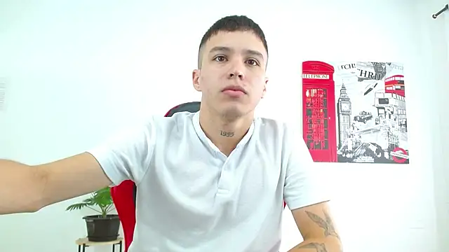 Cumandres18 online show from November 19, 1:55 pm