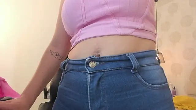 GIANAMILLER6 online show from October 2, 12:23 pm