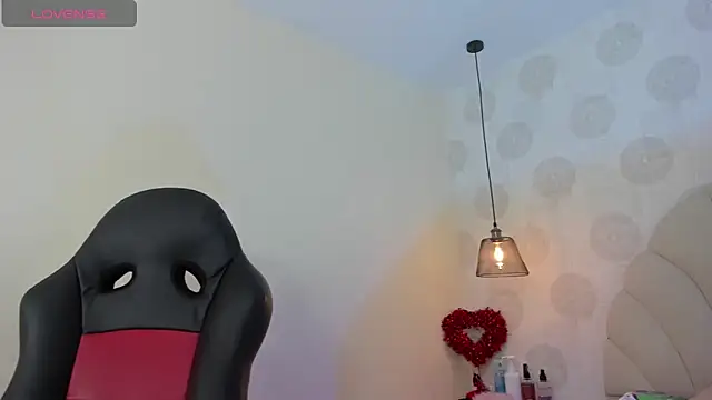 GIANAMILLER6 online show from April 21, 12:11 pm