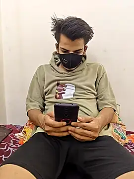 KaranSingh0m online show from June 10, 9:52 am