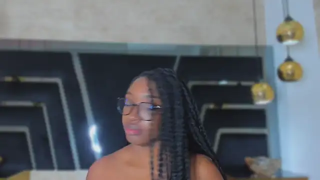 YallianaBrooks online show from July 17, 12:01 pm