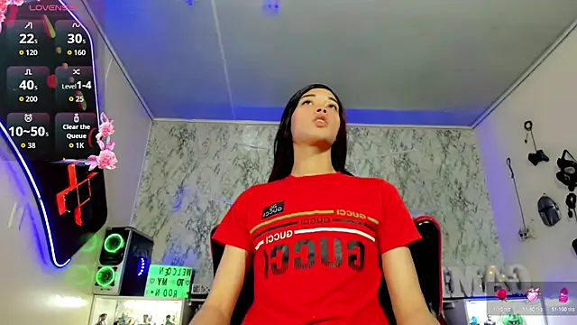 Madison Mujica online show from October 7, 11:18 am