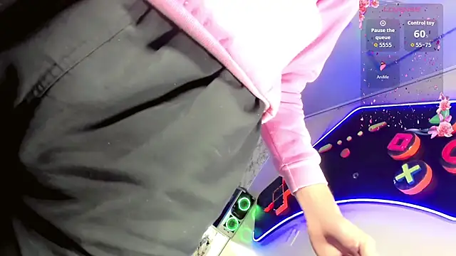 Madison Mujica online show from October 21, 11:00 am