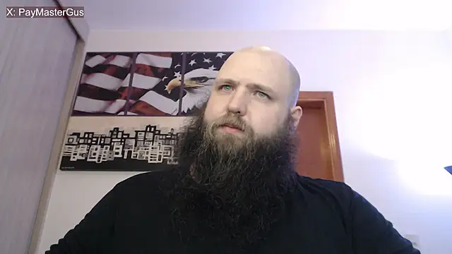 Snapshot of PayMasterGus chatting on September 21, 2:35 am PayMasterGus online show from September 21, 2:35 am