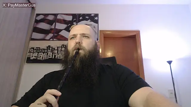 Snapshot of PayMasterGus chatting on October 5, 2:54 am PayMasterGus online show from October 5, 2:54 am