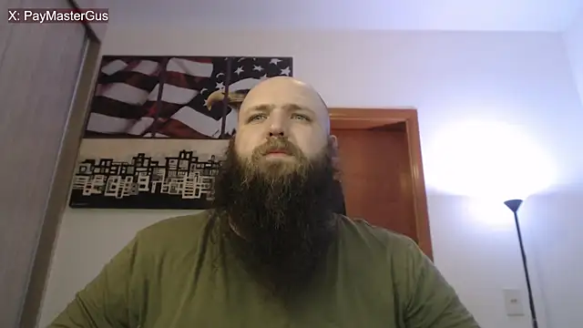 Snapshot of PayMasterGus chatting on October 16, 3:29 am PayMasterGus online show from October 16, 3:29 am