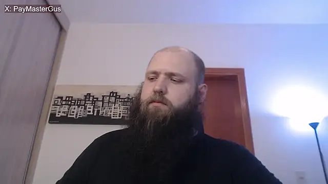 Snapshot of PayMasterGus chatting on November 13, 12:42 am PayMasterGus online show from November 13, 12:42 am