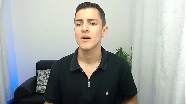 Matiius18 online show from December 19, 1:51 pm