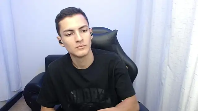 Matiius18 online show from February 24, 2:04 pm