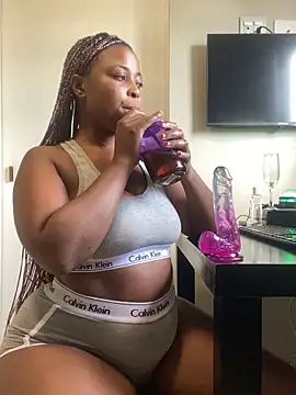 BQueen223 online show from November 24, 3:12 pm