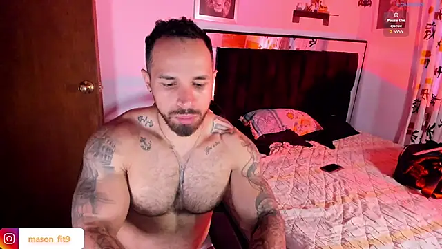 Snapshot of mason_fit chatting on May 1, 11:09 pm mason fit online show from May 1, 11:09 pm