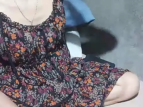 Snapshot of Mayumie05 chatting on October 22, 9:20 am Mayumie05 online show from October 22, 9:20 am