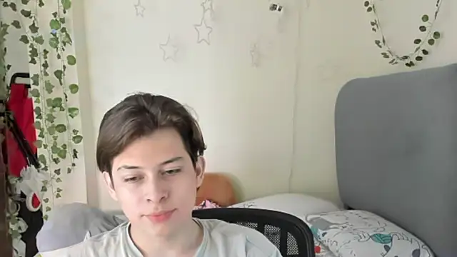 Felix art online show from September 19, 7:03 pm