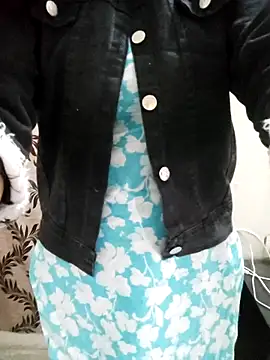 Snapshot of Nikita-Singh88 chatting on November 29, 4:04 am Nikita-Singh88 online show from November 29, 4:04 am