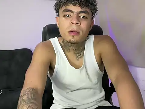 Snapshot of freyva chatting on February 28, 9:05 pm freyva online show from February 28, 9:05 pm