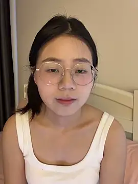 Snapshot of Ella-A9 chatting on September 9, 4:34 am Ella-A9 online show from September 9, 4:34 am