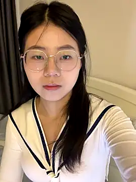 Snapshot of Ella-A9 chatting on September 24, 6:17 am Ella-A9 online show from September 24, 6:17 am