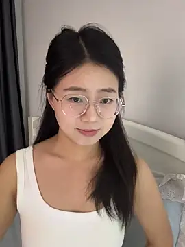 Snapshot of Ella-A9 chatting on September 26, 2:43 pm Ella-A9 online show from September 26, 2:43 pm