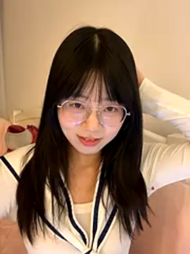 Snapshot of Ella-A9 chatting on November 26, 3:46 pm Ella-A9 online show from November 26, 3:46 pm