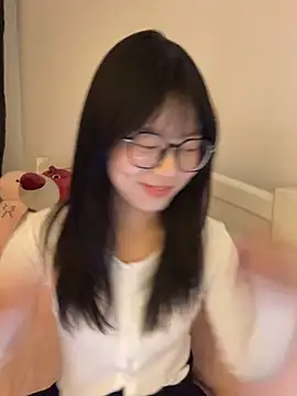 Snapshot of Ella-A9 chatting on November 27, 3:25 pm Ella-A9 online show from November 27, 3:25 pm