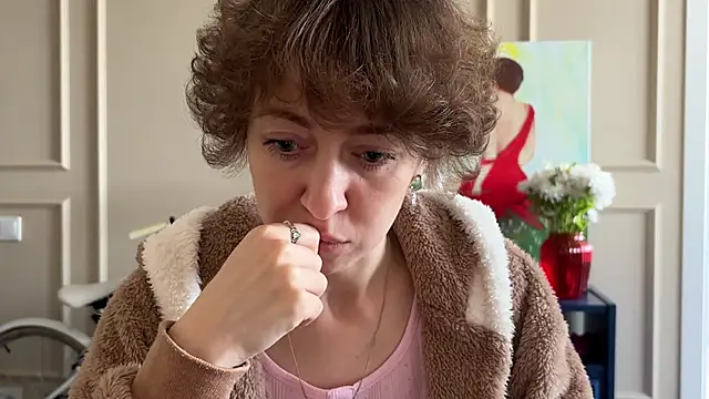 daniellia  online show from November 21, 8:35 am