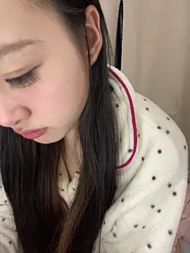 MengMeng0515 online show from April 24, 9:45 am